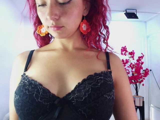 Lila-monroe live cam on BongaCams