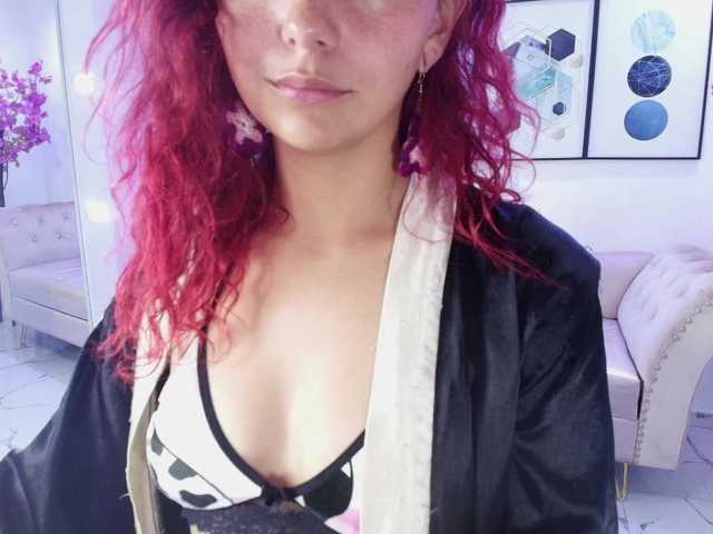 Lila-monroe live cam on BongaCams