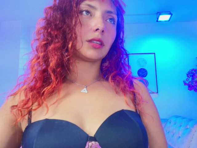Lila-monroe live webcam show