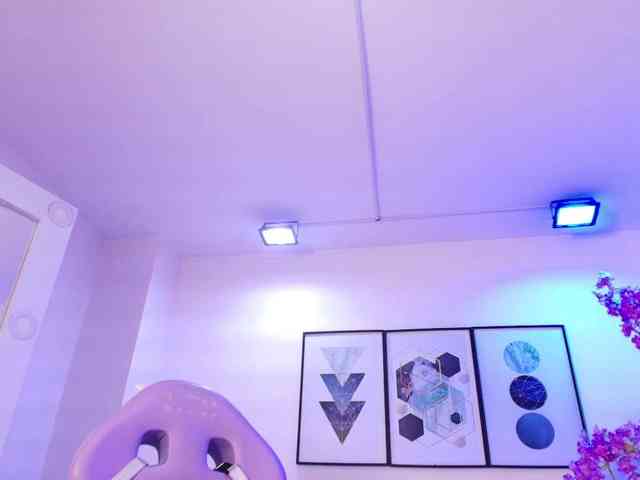 Lila-monroe webcam
