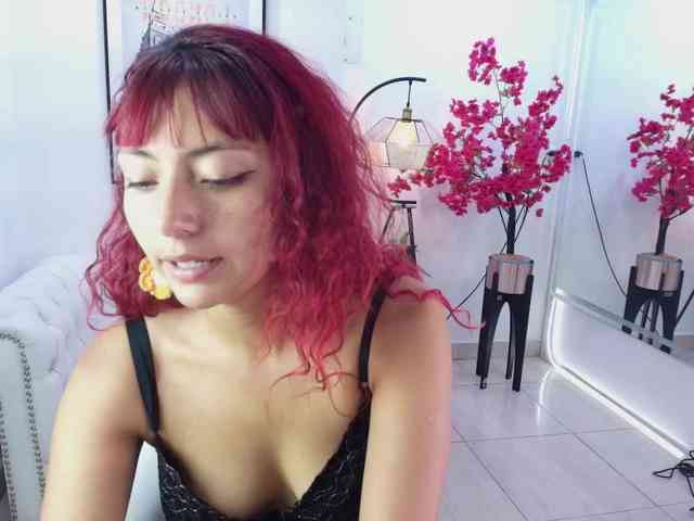 Lila-monroe webcam