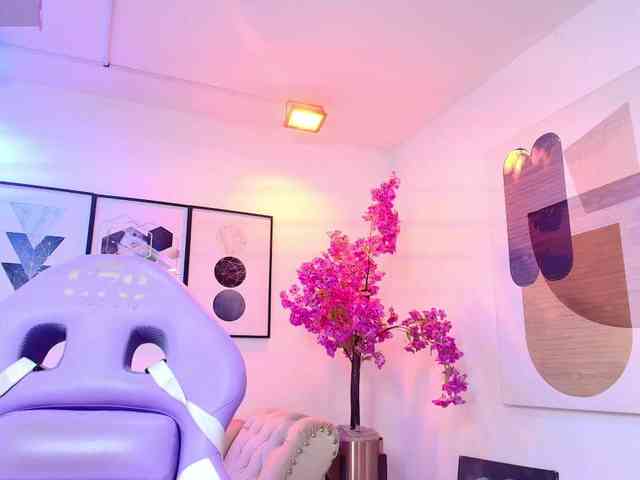 Lila-monroe webcam