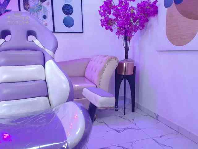 Lila-monroe webcam