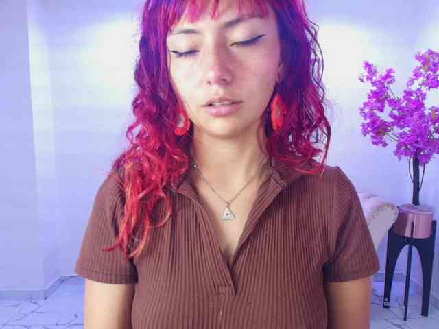 Lila-monroe webcam