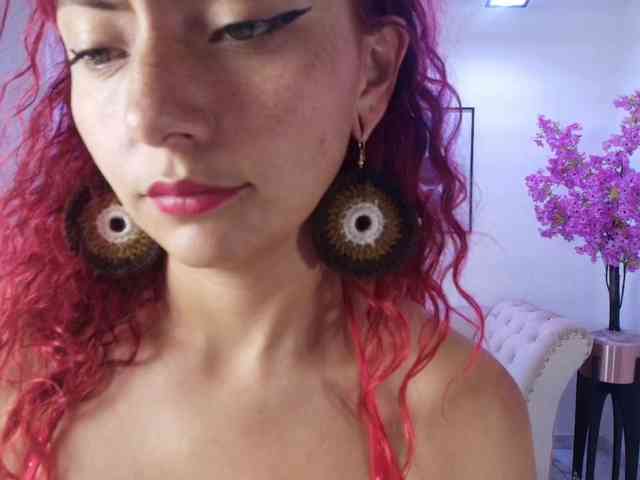 Lila-monroe webcam