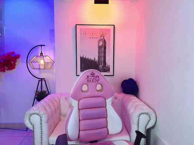 Lila-monroe webcam