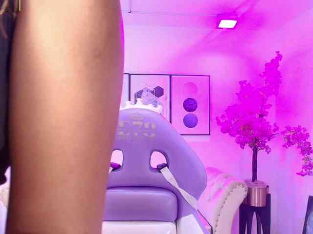 Lila-monroe webcam