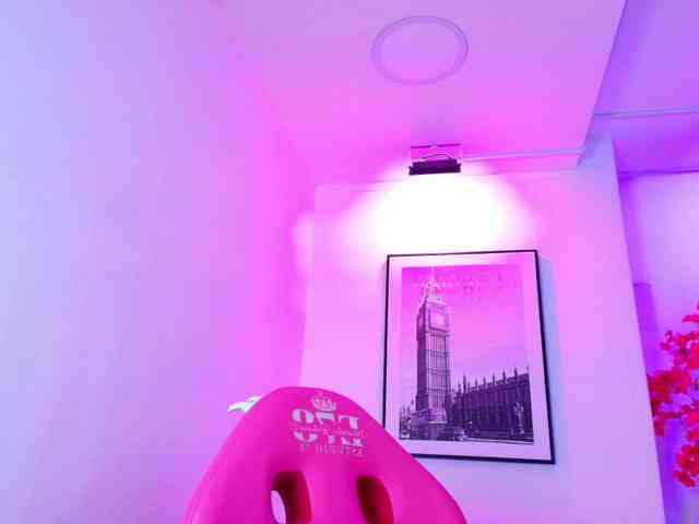 Lila-monroe webcam