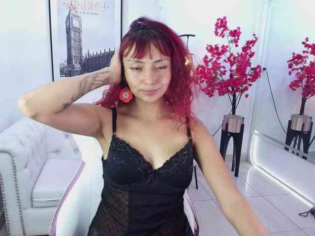 Lila-monroe webcam