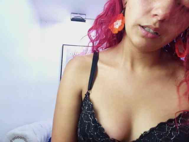 Lila-monroe webcam