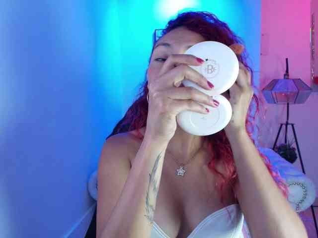 Lila-monroe webcam