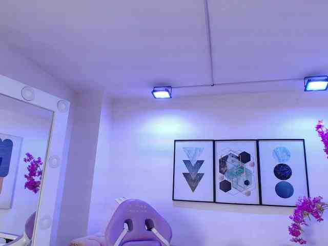Lila-monroe webcam