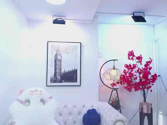 Lila-monroe webcam