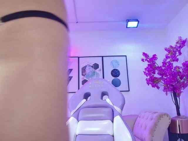 Lila-monroe webcam