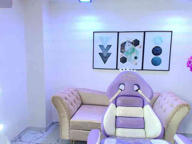 Lila-monroe webcam