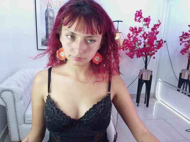 Lila-monroe webcam
