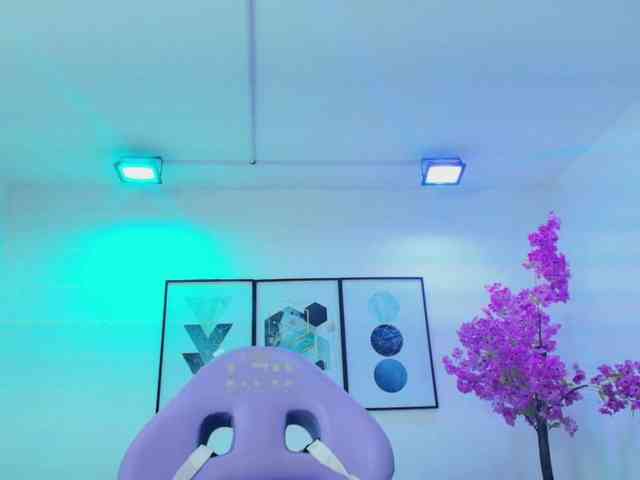 Lila-monroe webcam
