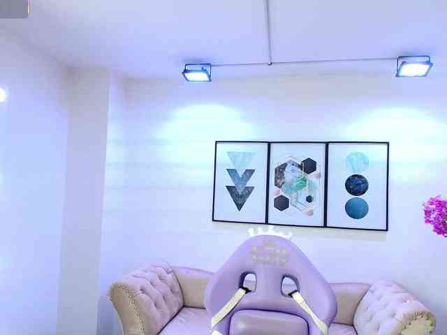 Lila-monroe webcam