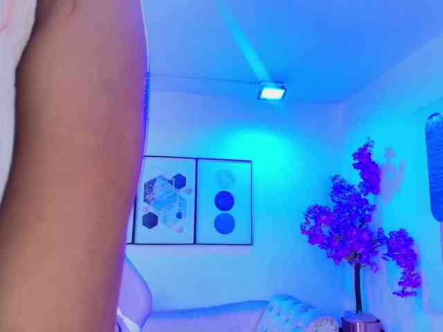 Lila-monroe webcam
