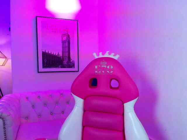 Lila-monroe webcam