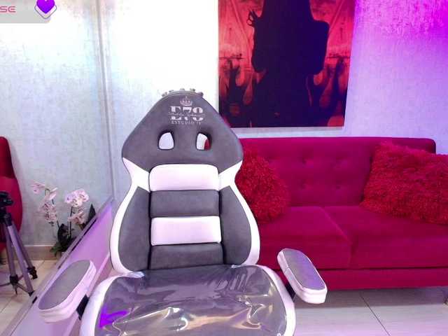 Scarlett-noir's BongaCams show and profile