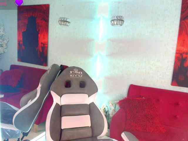 Scarlett-noir webcam