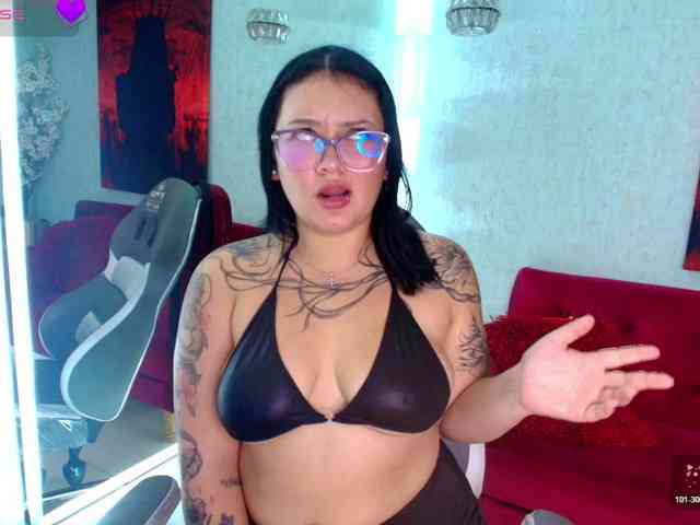 Scarlett-noir webcam