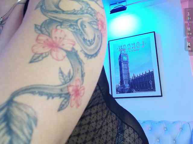 Scarlett-noir webcam