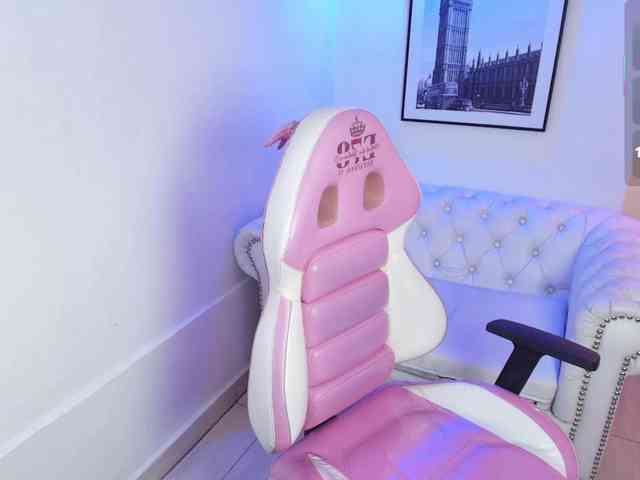 Scarlett-noir webcam