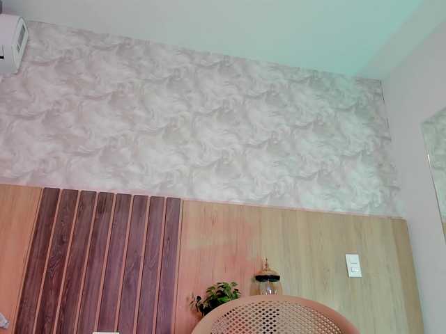 Liria-sweetie's BongaCams show and profile