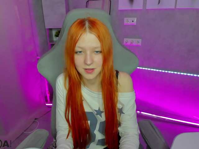 Emma-Dusk's BongaCams show and profile