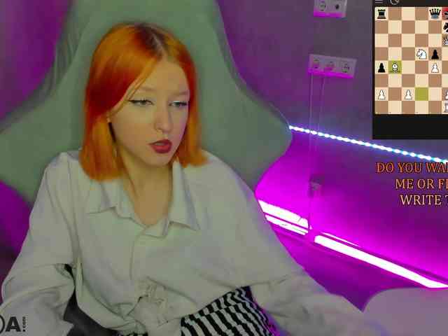 Emma-Dusk webcam