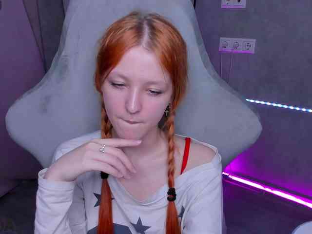 Emma-Dusk webcam