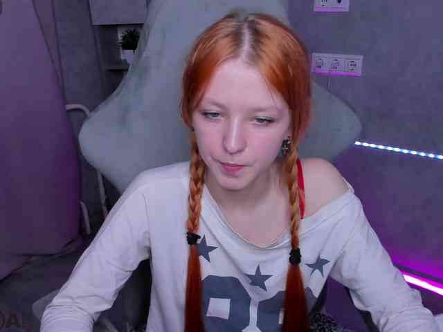 Emma-Dusk webcam