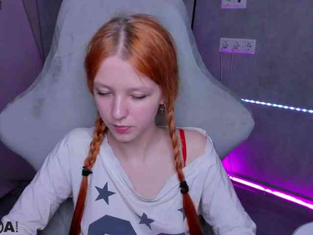 Emma-Dusk webcam