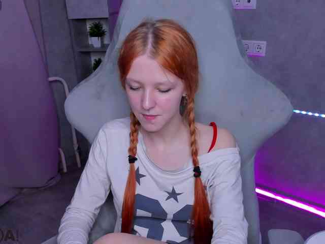 Emma-Dusk webcam