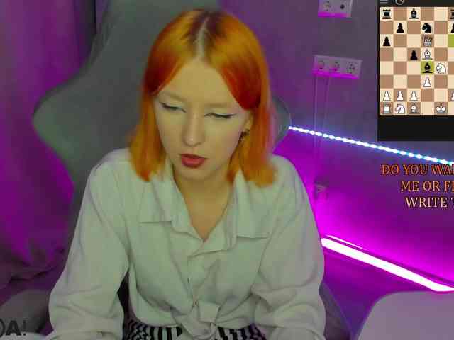 Emma-Dusk webcam