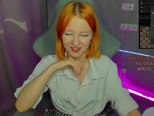 Emma-Dusk webcam