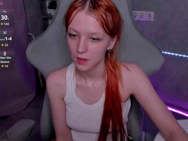 Emma-Dusk webcam