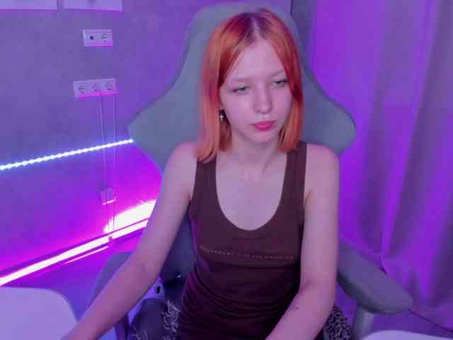 Emma-Dusk webcam