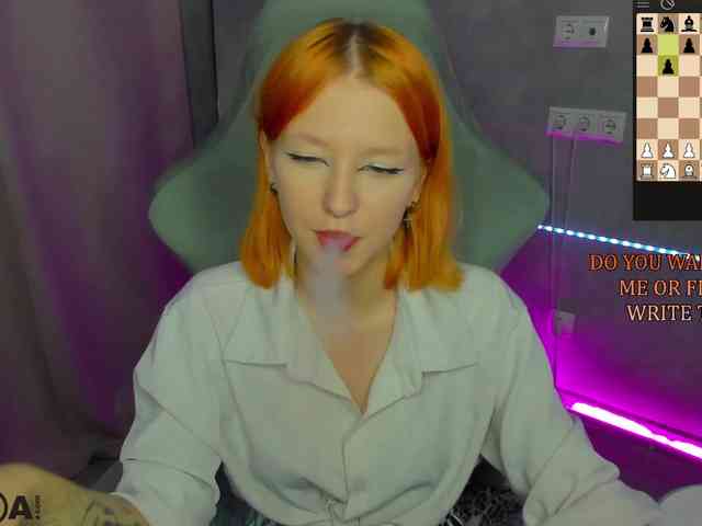 Emma-Dusk webcam