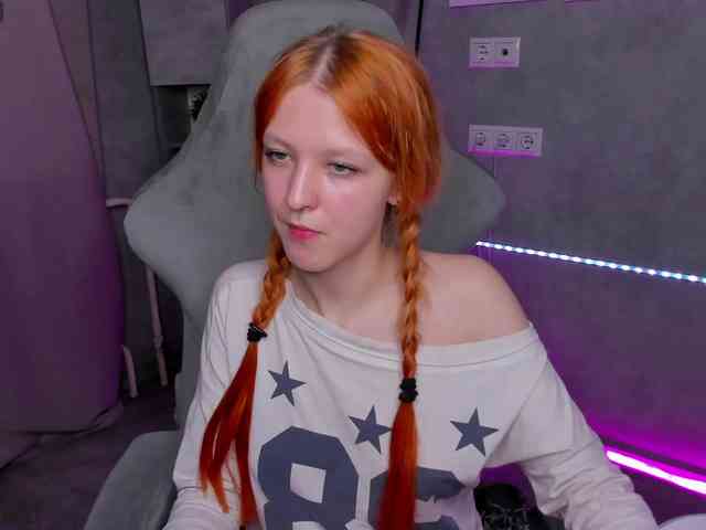 Emma-Dusk webcam