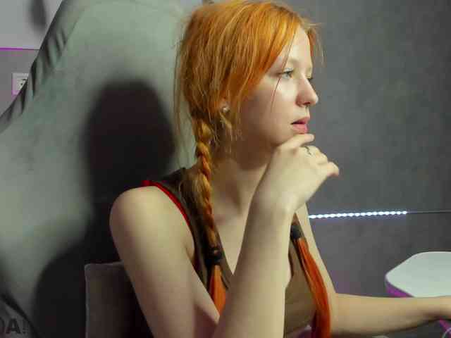 Emma-Dusk webcam