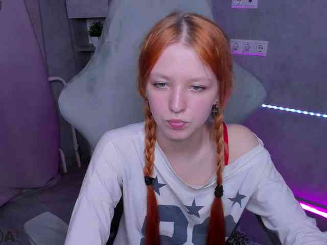 Emma-Dusk webcam