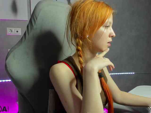 Emma-Dusk webcam