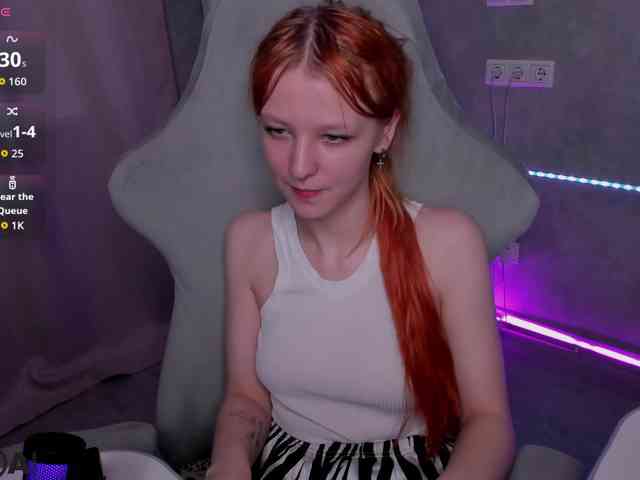 Emma-Dusk webcam