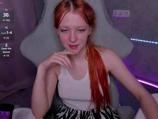 Emma-Dusk webcam