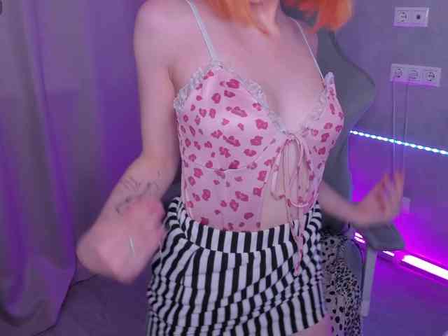 Emma-Dusk webcam