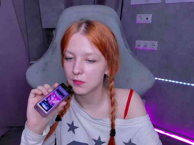 Emma-Dusk webcam