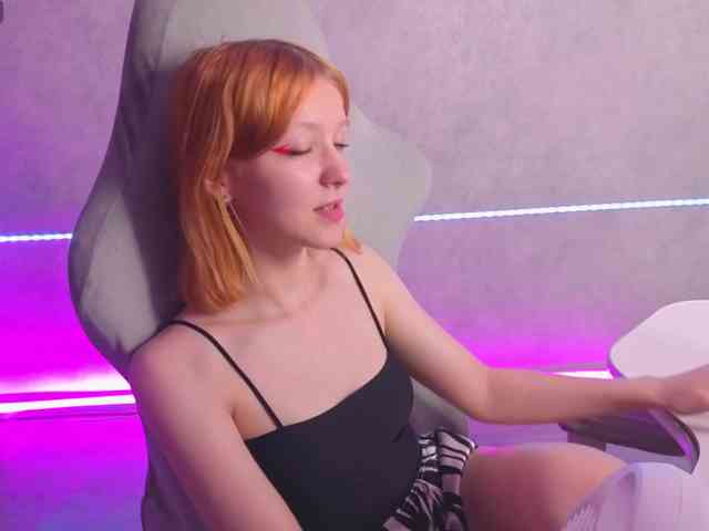 Emma-Dusk webcam